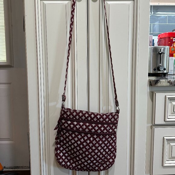 Vera Bradley Triple Zip Hipster Mini Concerto crossbody bag - NWOT - Picture 9 of 11